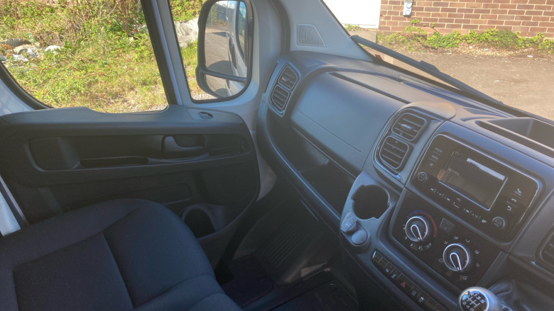 Peugeot Boxer 3500 L3 Diesel 2.2 BlueHDi 140 H2 Van Professional